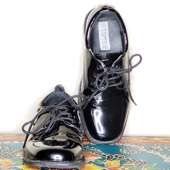 Tip Top Black Patent Leather Oxford Shoes - Picture 4 of 5